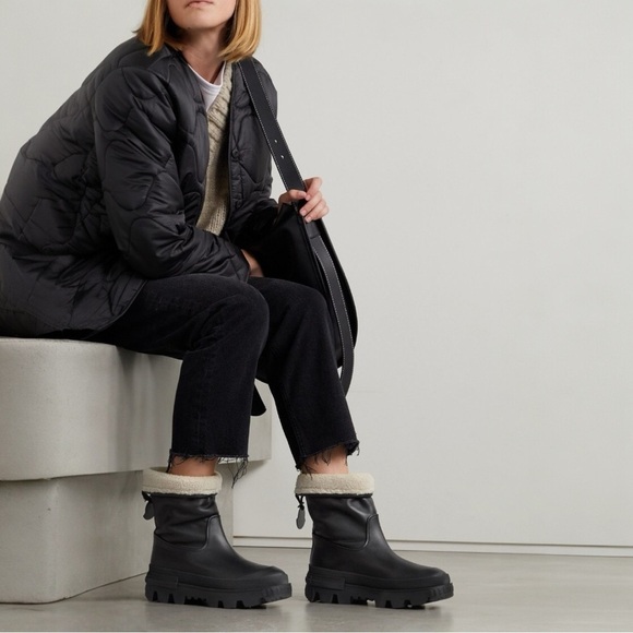 MONCLER Moscova faux fur-trimmed leather ankle boots booties Size 8 NEW - Picture 2 of 16